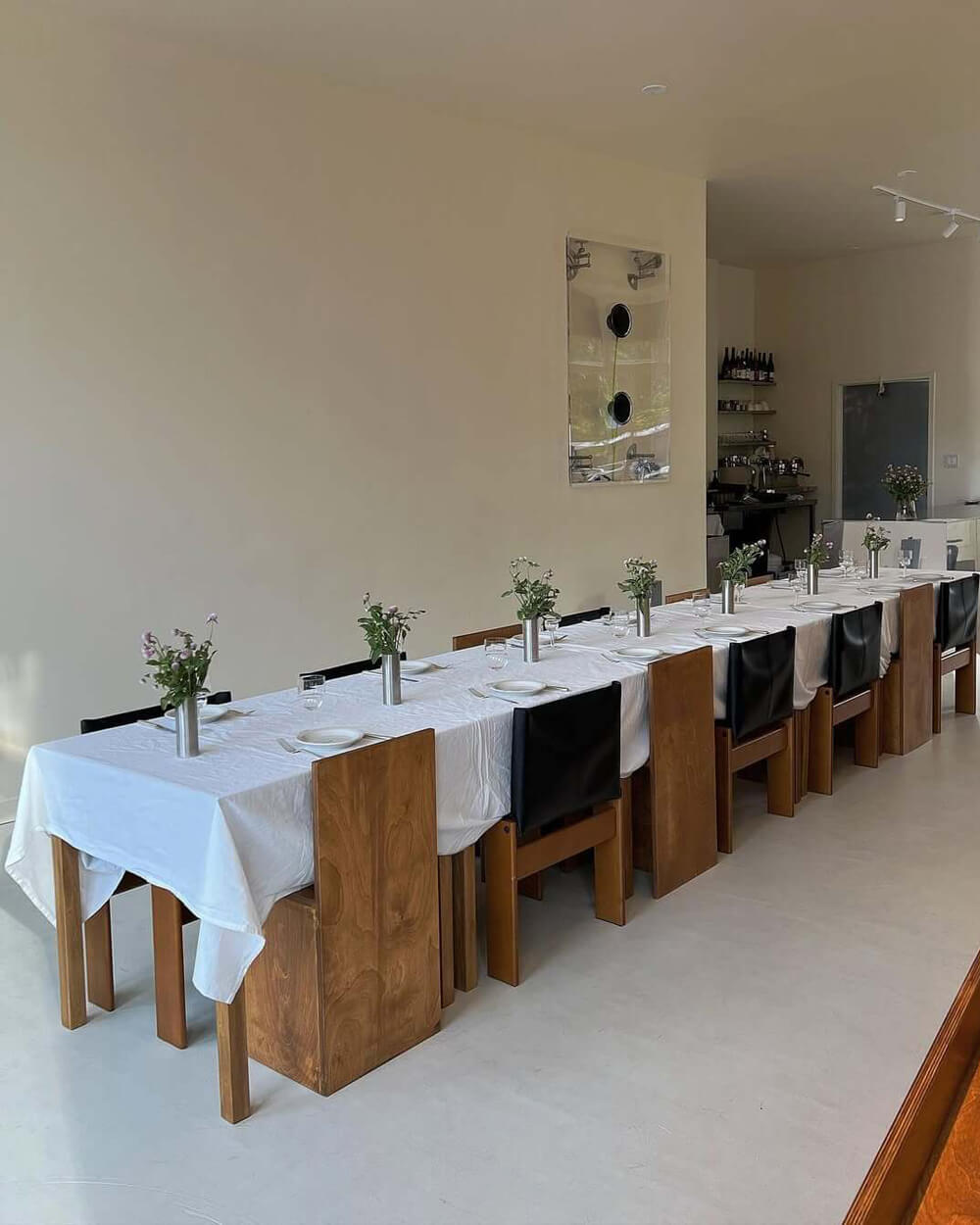 Restaurant and Cafe Interior Design Trends That Shape Commercial Renovations